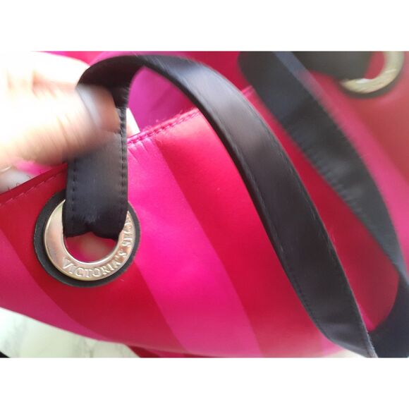 Victoria’s Secret Studded Red Pink Striped Studded Weekender Beach Large ToteBag - Picture 7 of 7